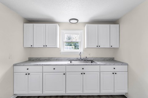 Updated Apartment, West Seneca NY