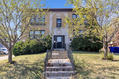 2136 Main Street Studio Apartment for Rent
