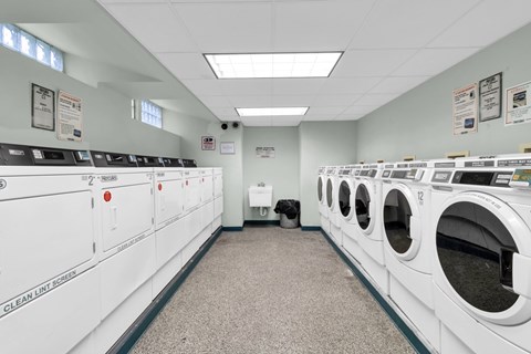 175 North Street Studio-2 Beds Apartment for Rent