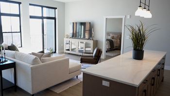 Open Living Area at The Pearl, Fort Wayne, IN, 46802