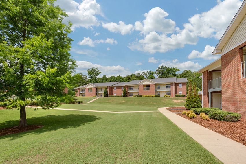 Mountain View Apartment Homes, Tuscaloosa, AL, Exterior with well maintained grounds - Photo Gallery