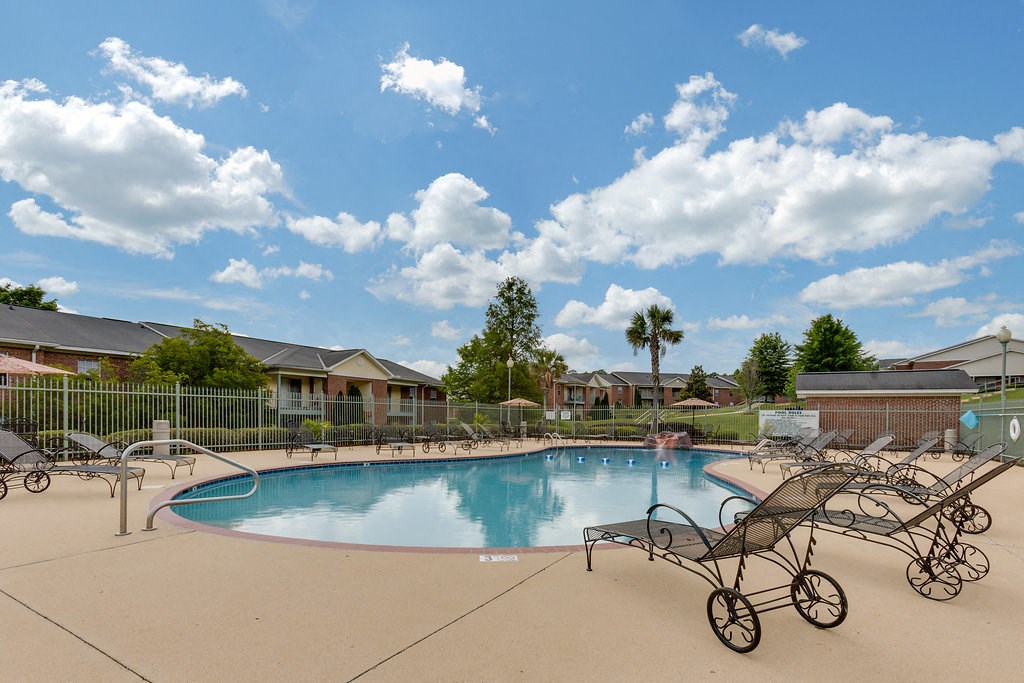 Mountain View Apartment Homes, Tuscaloosa, AL, Resort Style Pool