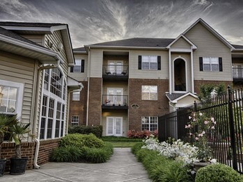 741 Plummer Road 1-3 Beds Apartment for Rent - Photo Gallery 4