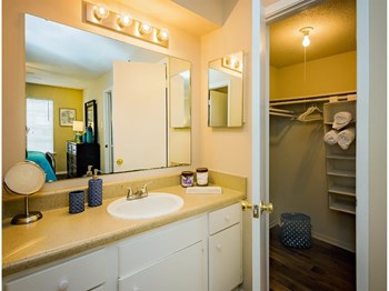 6001 Old Shell Road 1 Bed Apartment for Rent - Photo Gallery 16