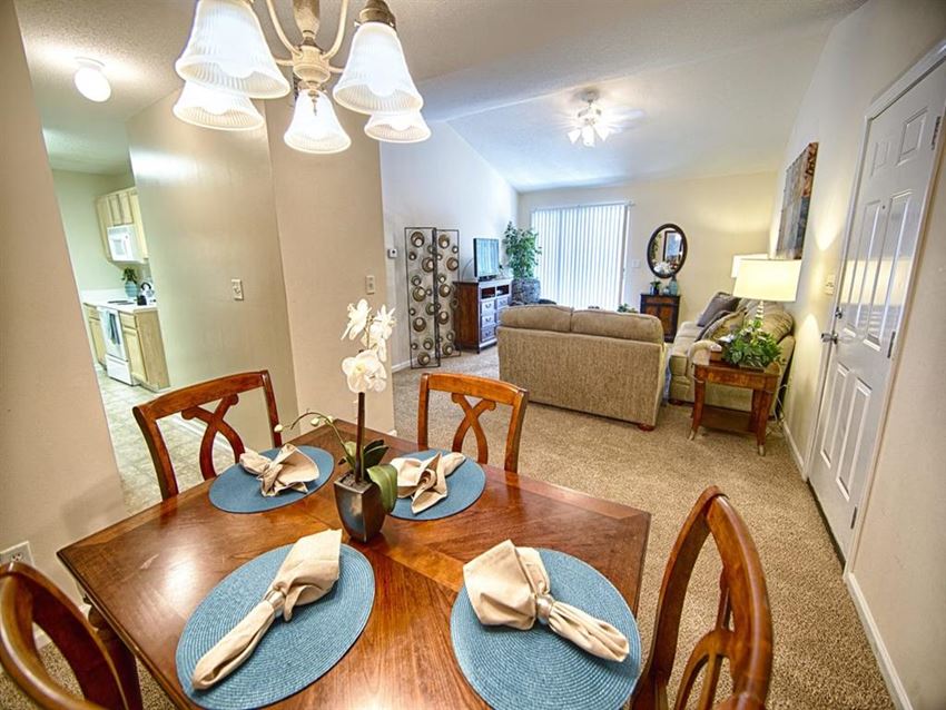 Mountain View Apartment Homes, Tuscaloosa, AL, Dining Room - Photo Gallery