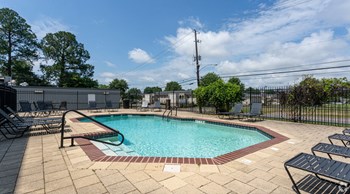 French Quarter Apartments Tuscaloosa, AL Pool - Photo Gallery 2