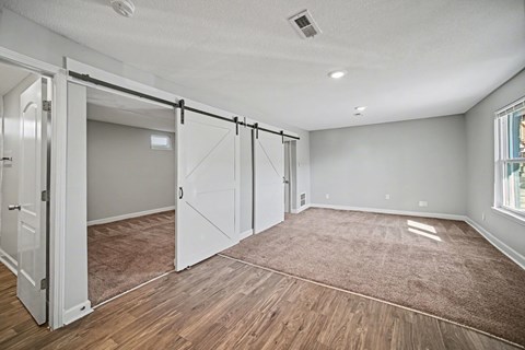 Empty Room at Cimarron Apartments, Independence, 64052