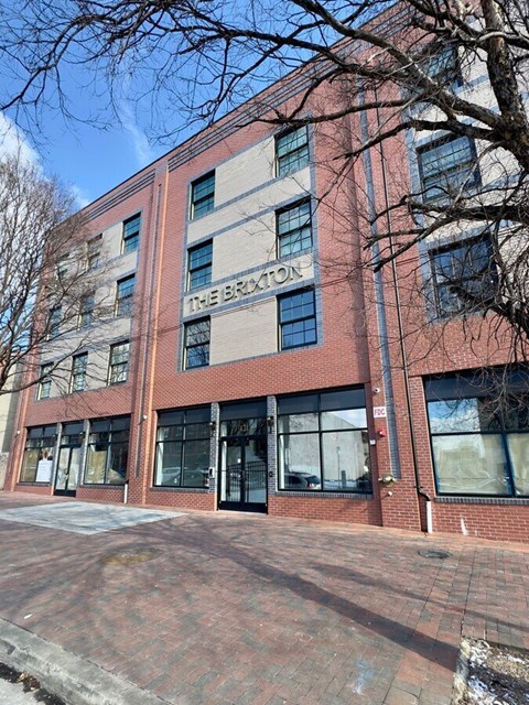 431 S Broadway Studio Apartment for Rent