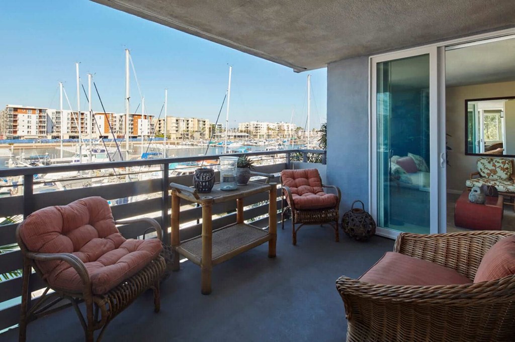 Villa Del Mar Apartment Homes And Marina