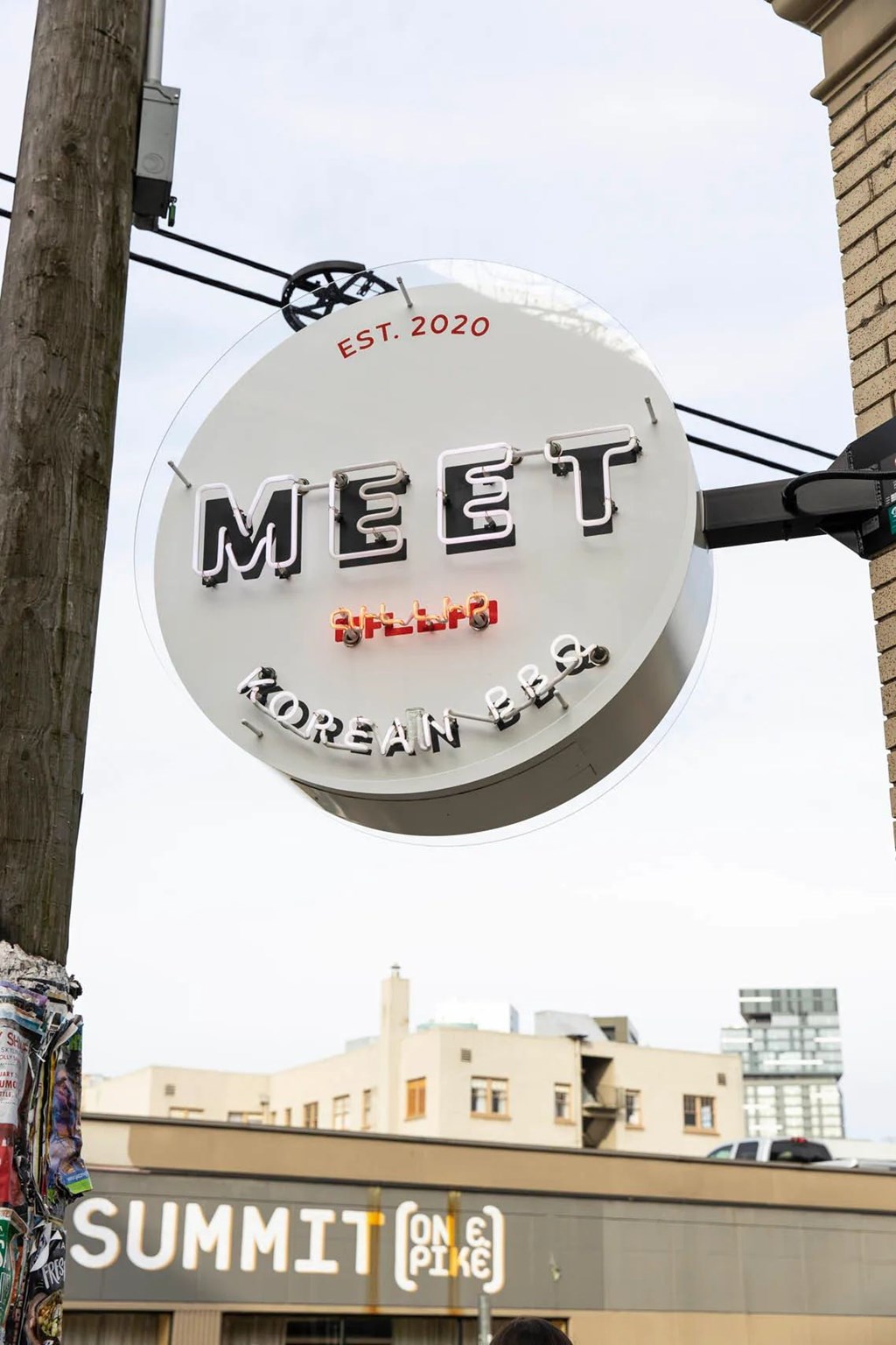 A white sign with the word