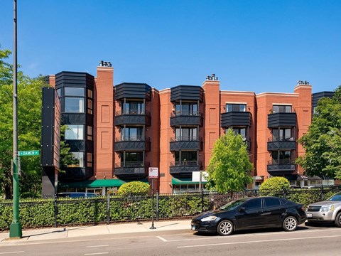 1500 N Damen 2 Beds Apartment for Rent
