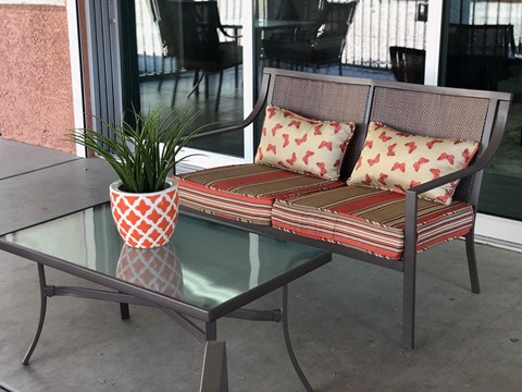 Outside seating at Mission Vista Apartments in Tucson Arizona