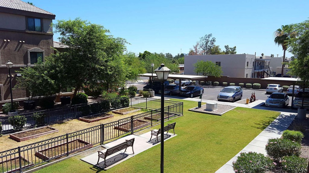 Rehoboth Place apartments in Phoenix, AZ courtyard and community garden