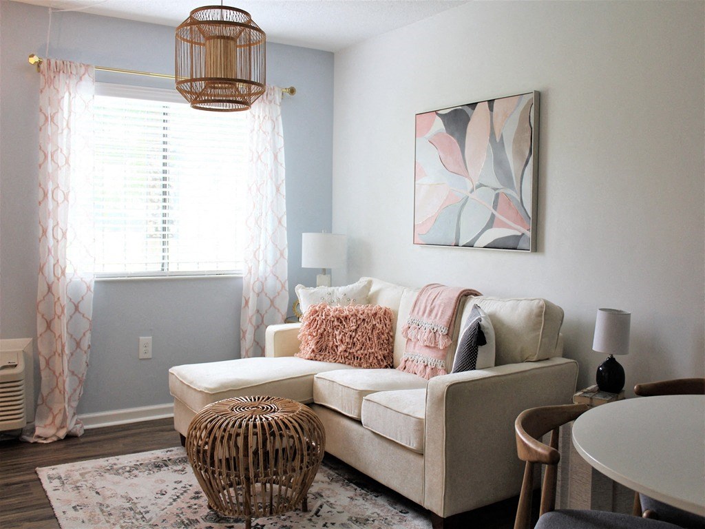 Living Room at Capital Flats & Magnolia Square Apartments, Raleigh, 27601