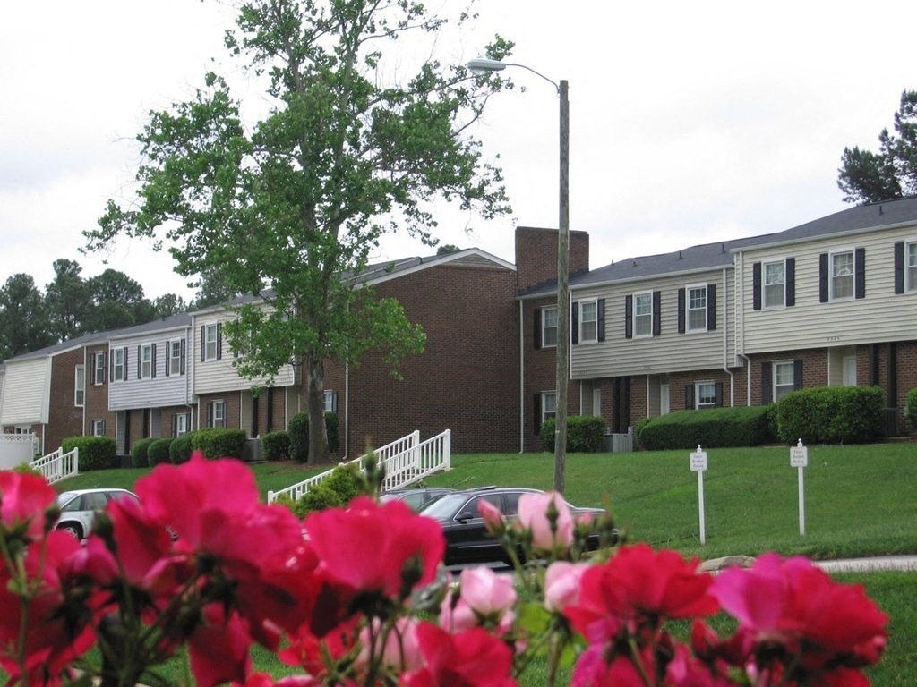 Garden at Colony Townhomes, Raleigh, NC, 27609