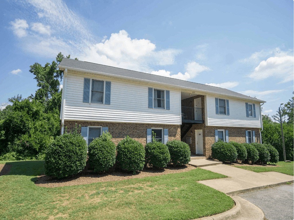 Green Space at Trails Corner Apartments, Raleigh, NC