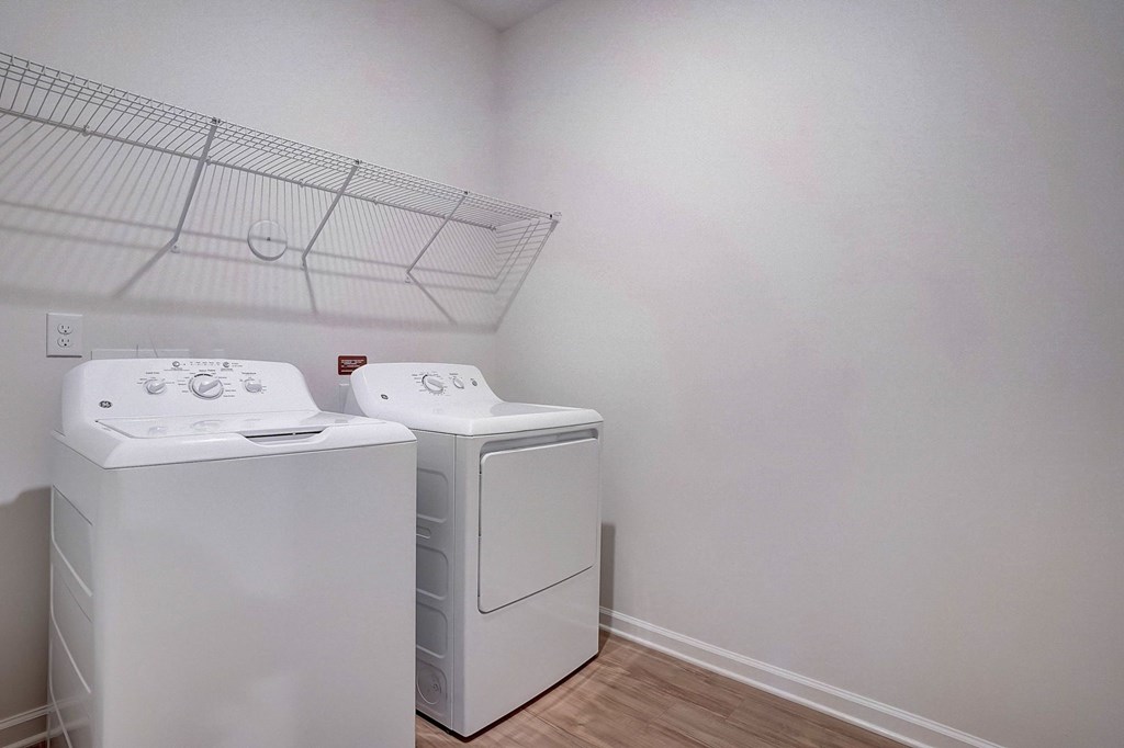 Washer Dryer at Evolve at Parkway Apartment Homes, North Carolina