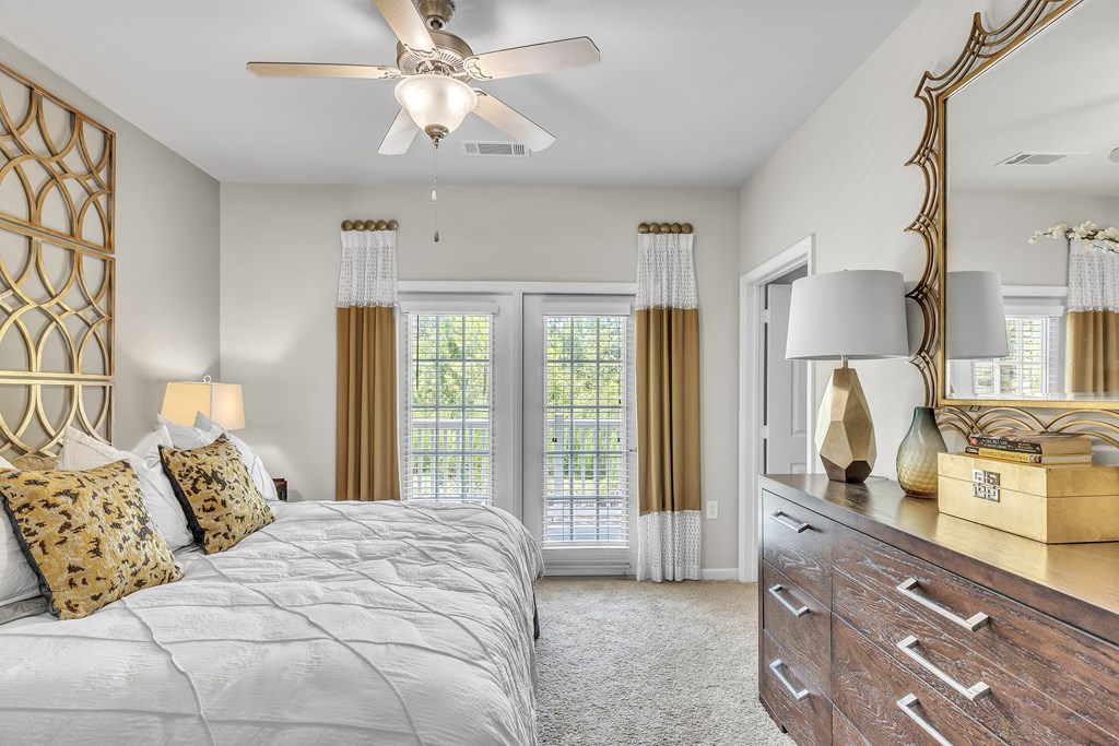 Bedroom With Plenty Of Natural Lights at Sterling Creek at Richmond Hill, Richmond Hill, Georgia 