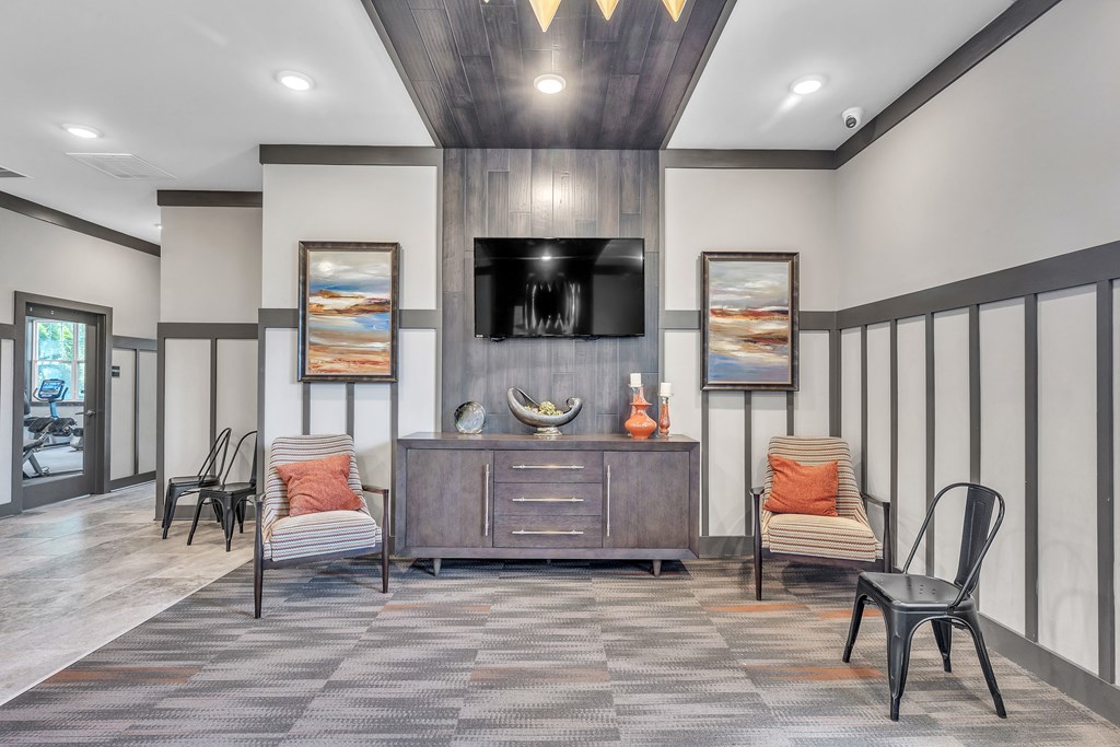 Living Room With Television at Sterling Creek at Richmond Hill, Richmond Hill, Georgia 