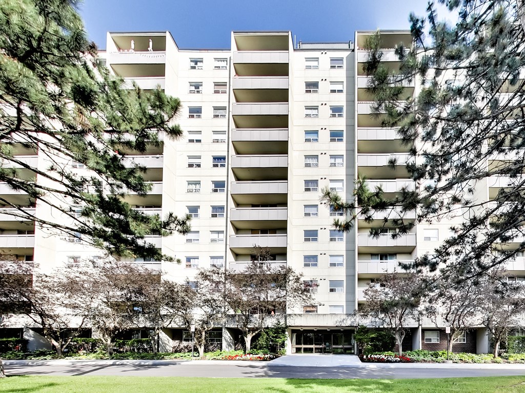 the building in which the apartment is located