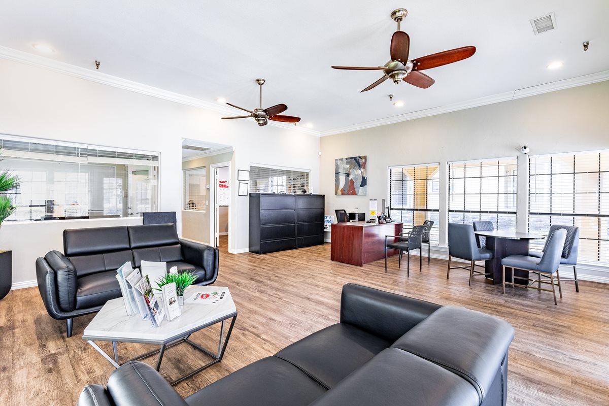 Forest Hills Apartments
