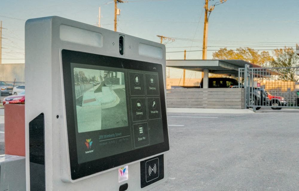 an image of a parking meter with a screen