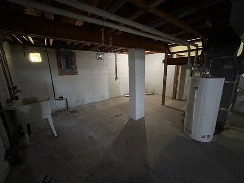 the basement of a building is being remodeled