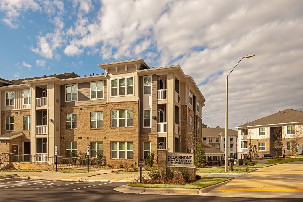 Clairmont At Crabtree