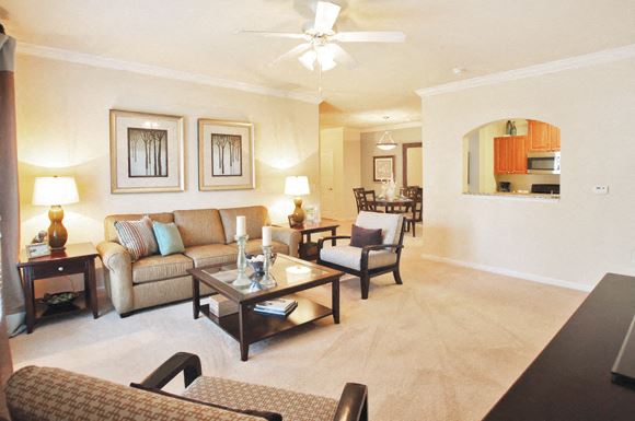 6301 Daybrook Circle 1-3 Beds Apartment for Rent - Photo Gallery 1