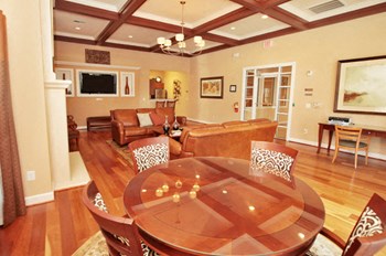 24-hour resident clubhouse Resident Clubroom with Lounge Seating - Photo Gallery 5