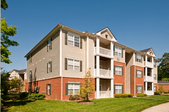 Clairmont | Apartments in Yorktown, VA