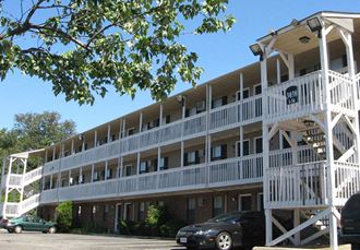 3044 Sewells Point Road 1-2 Beds Apartment for Rent