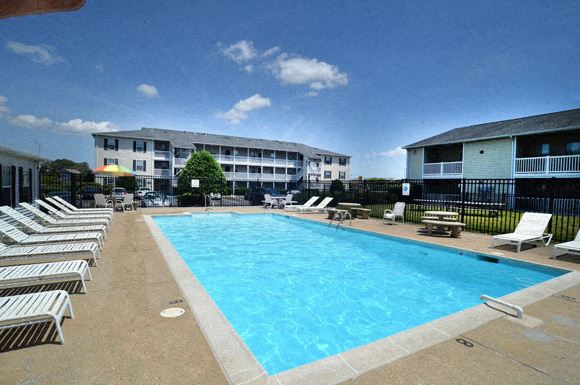 Crystal Lake Apartments 5535 E Virginia Beach Blvd Norfolk Va Rentcafe Crystal Lake Apartments 5535 E Virginia Beach Blvd Norfolk Va Rentcafe