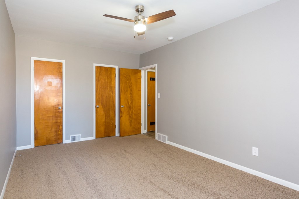 wjmcedarapartments.com/