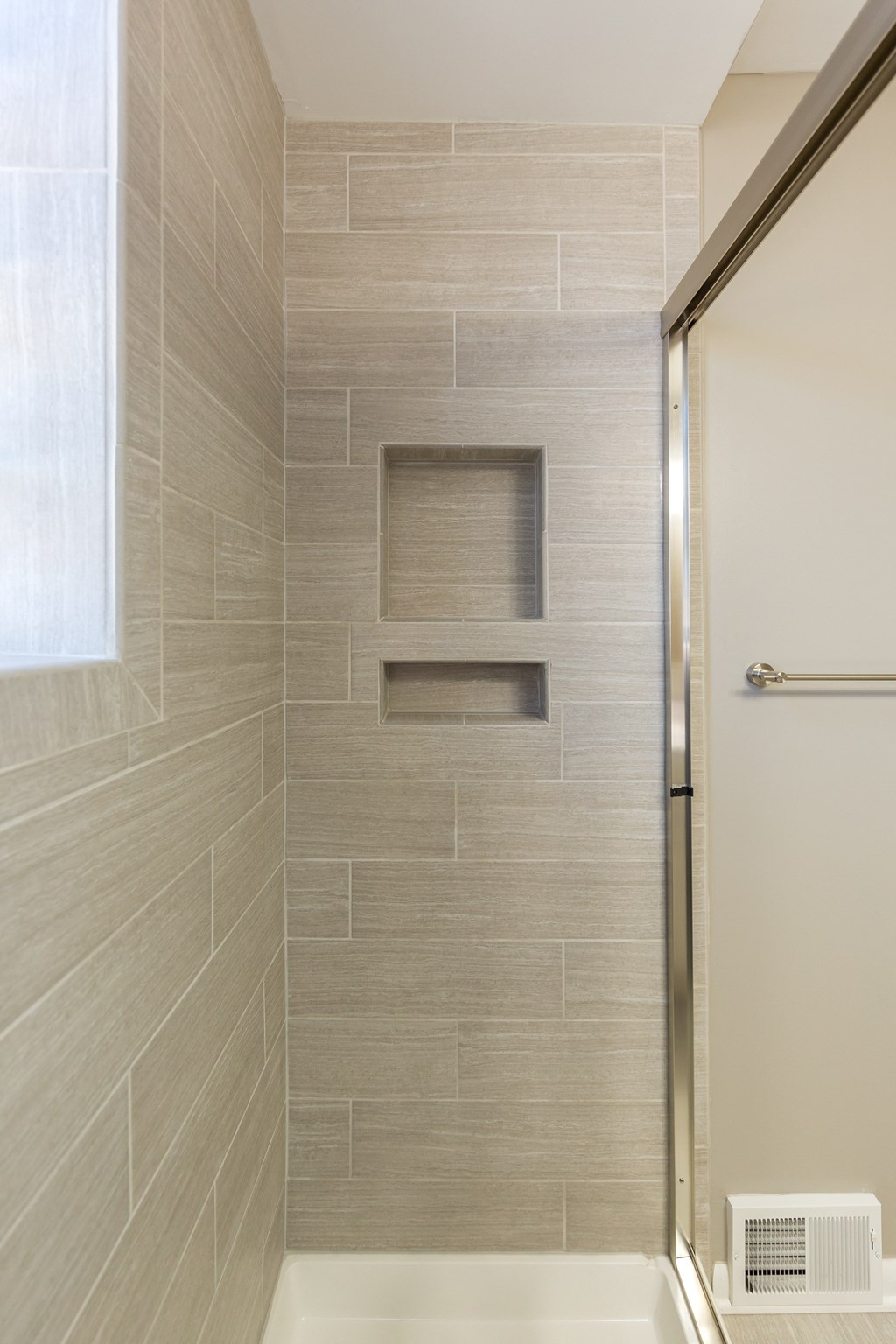 wjmcedarapartments.com/