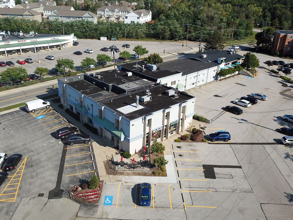 Chagrin Place Aerial