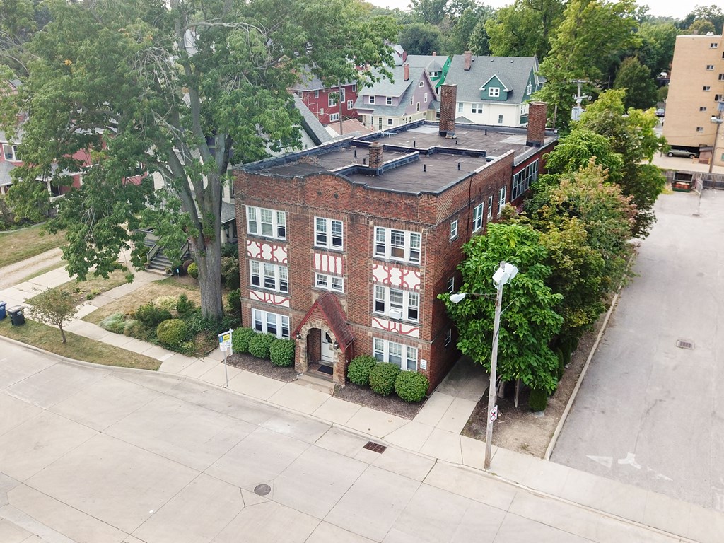 Grace Apartments Aerial