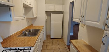 hamptonhouseapt.com - Photo Gallery 5