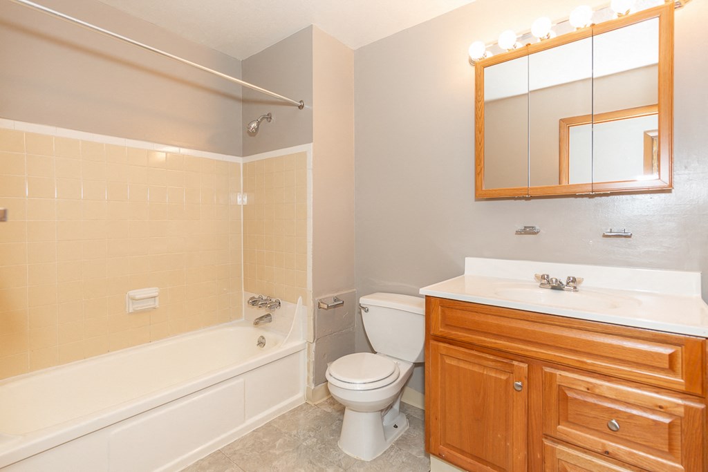 Oxford Court Apartments Interior