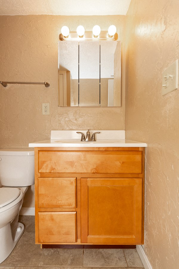 Oxford Court Apartments Interior