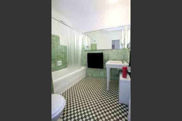 Hampton House Apartments Lake Ave Cleveland Oh Rentcafe
