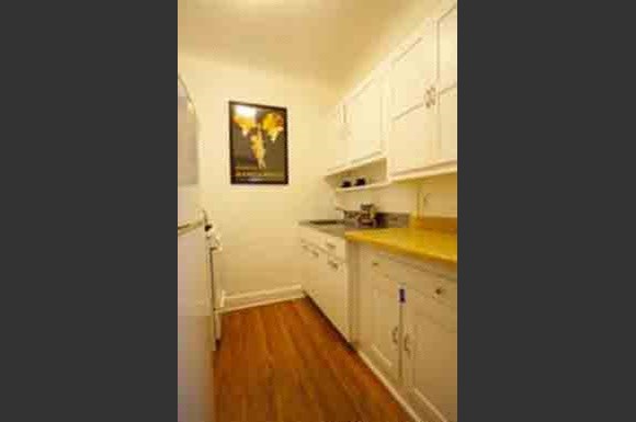 Hampton House Apartments Lake Ave Cleveland Oh Rentcafe