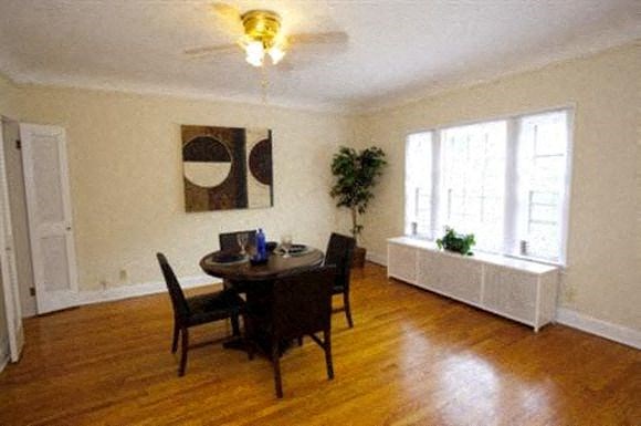 Hampton House Apartments Dining Room