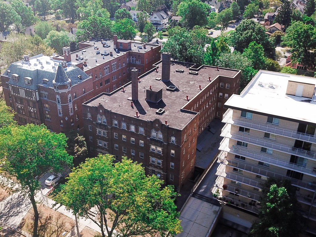 Parkway Manor Aerial