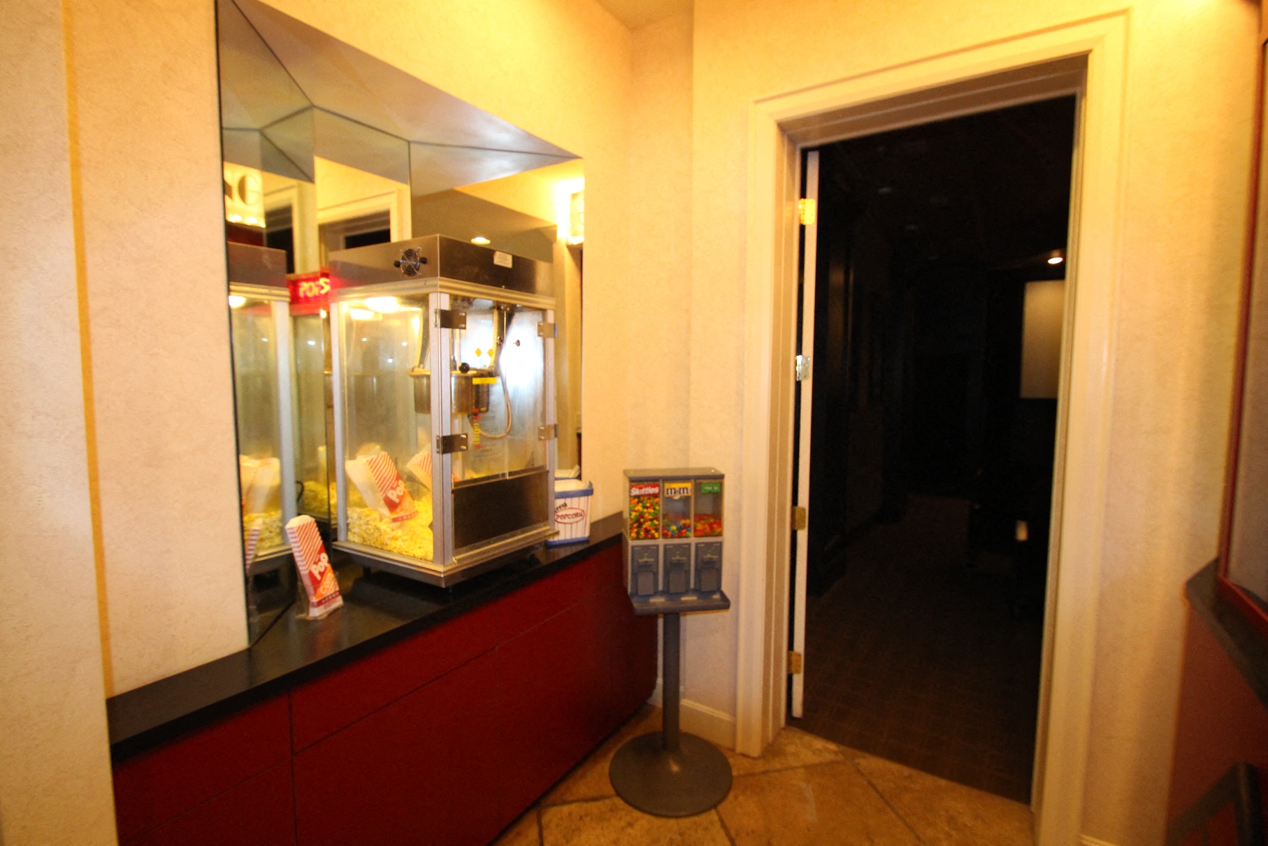 This is a photo of the Theater at Nantucket Apartments in Loveland, OH.