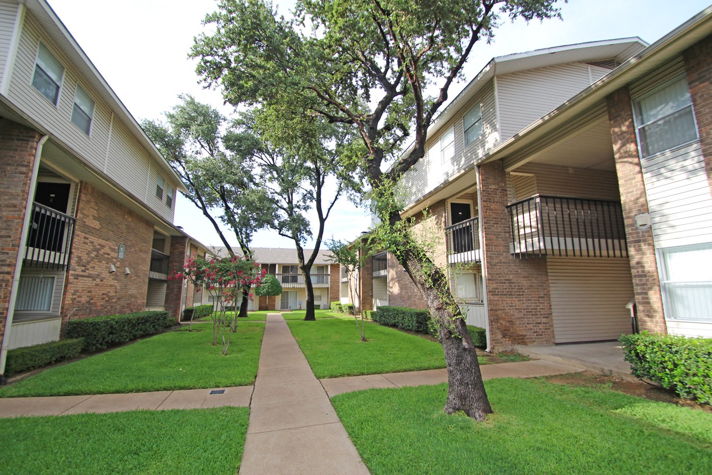 Preston Park Apartments, 5757 Preston View Blvd, Dallas, TX RENTCafé