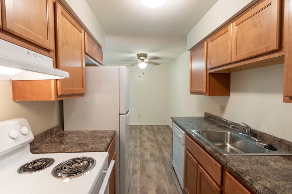 Fully Furnished Kitchen at Aspen Village, Cincinnati