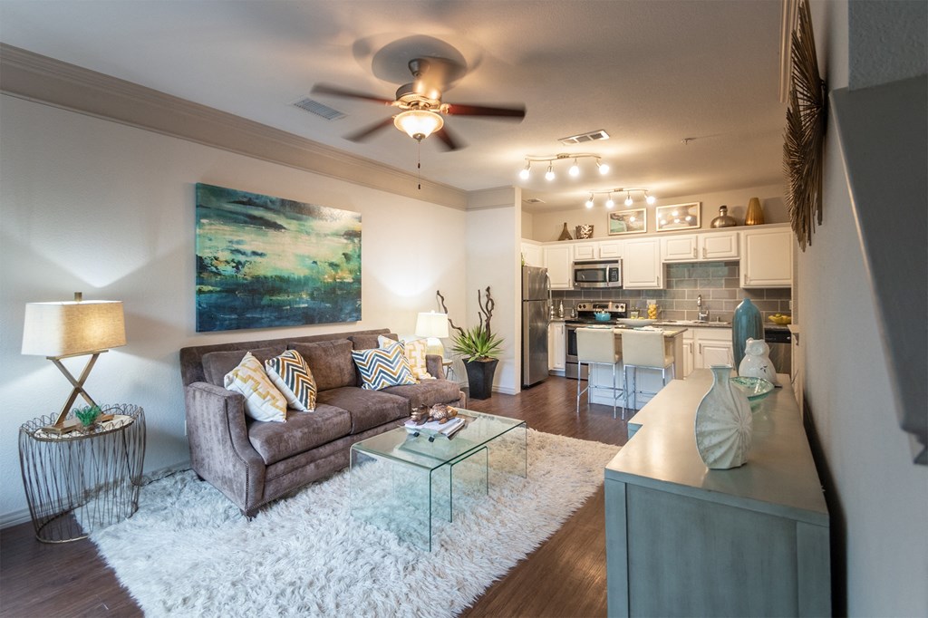 Living Room With Ceiling Fan at The Brownstones, Dallas, Texas