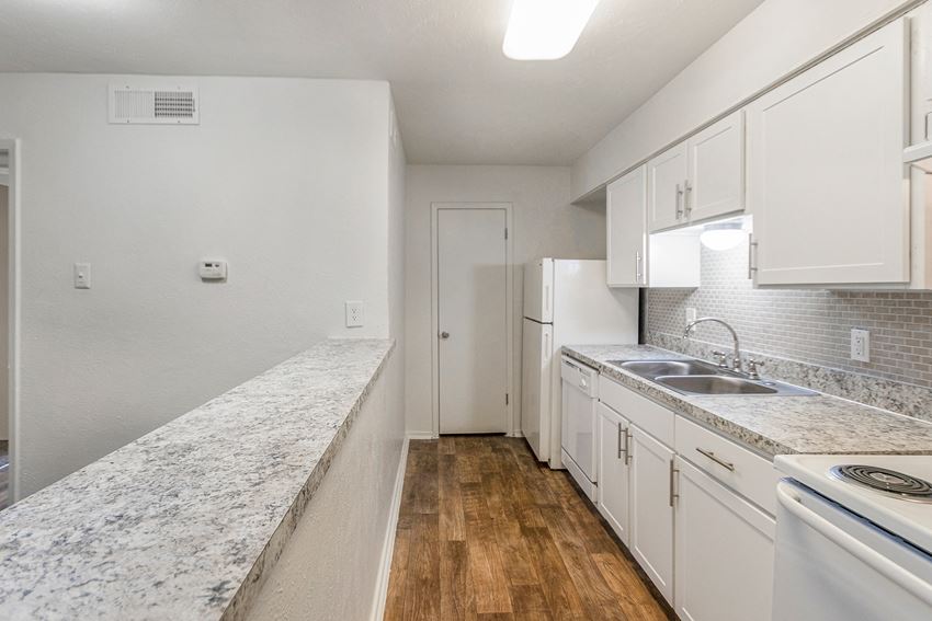 The Biltmore Apartments, 6251 Melody Lane, Dallas, TX RentCafe