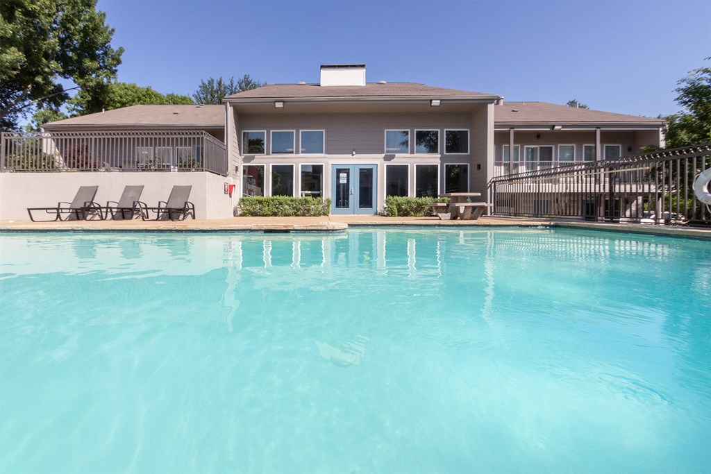Sparkling Pool at The Biltmore, Dallas, Texas